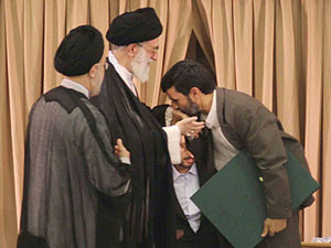 علی رغم میل باطنی رئیس جمهور، مشایی قطعاً برکنار می شود علی رغم میل باطنی رئیس جمهور، مشایی قطعاً برکنار می شود