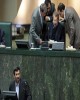احمدی نژاد در راه مجلس؛آیا نمایندگان کوتاه می آیند؟