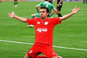 ذوب آهن ، پرسپوليس و استقلال بالانشینان پرفروغ