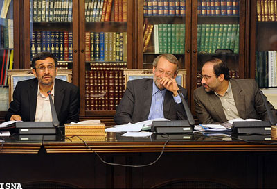 جلسه‌ی شورای عالی انقلاب فرهنگی