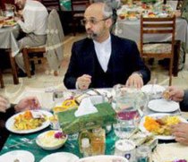 اشک تمساح اصلاح‌طلبان با پیاز تند دولت