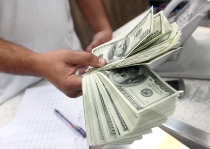 پیش‌بینی نرخ دلار در پی مواضع متناقض مقامات ارشد دولت