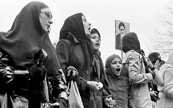 ادعای منافقین درباره معروف ترین زن شهید 17شهریور